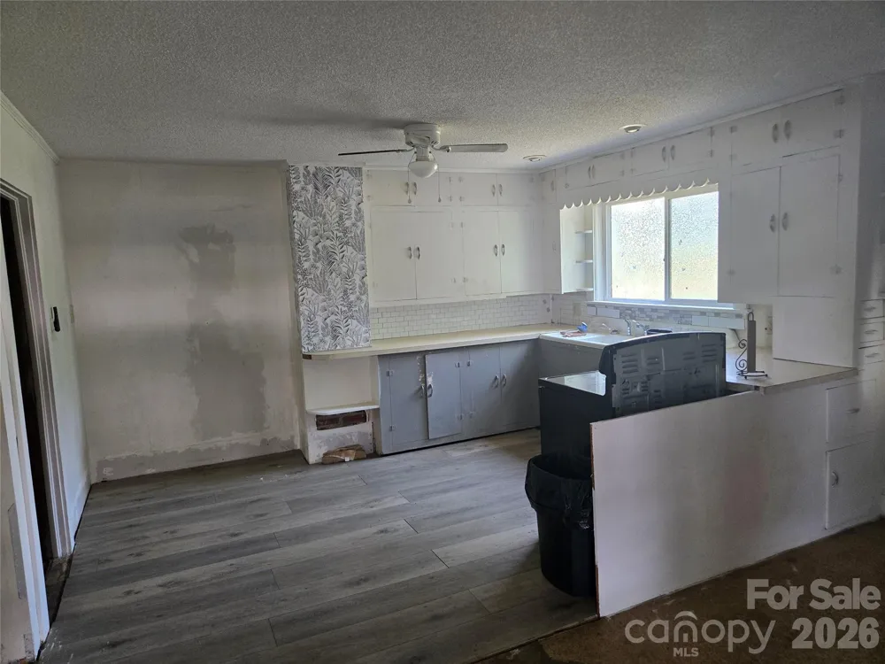 1127 Mountain Street Blacksburg, SC 29702