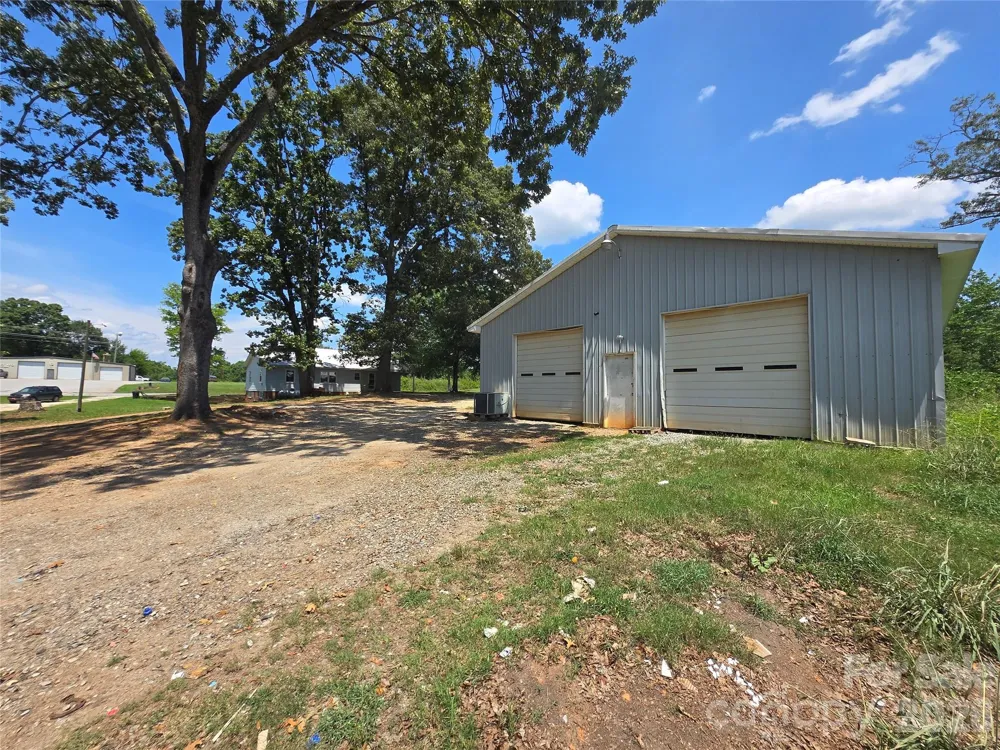 1127 Mountain Street Blacksburg, SC 29702