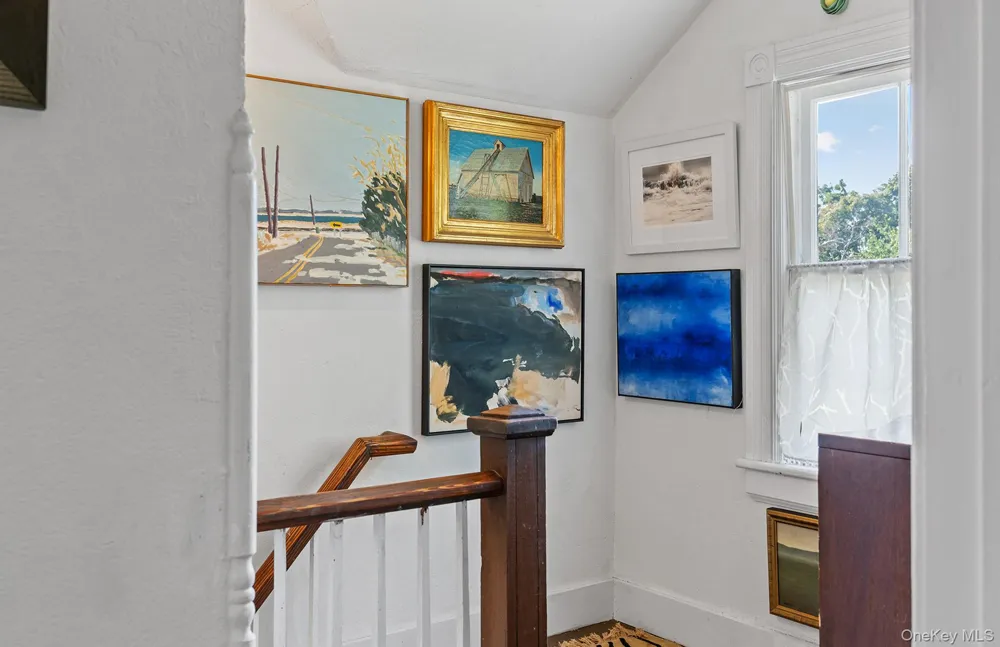 28 Bowden Square Southampton, NY 11968