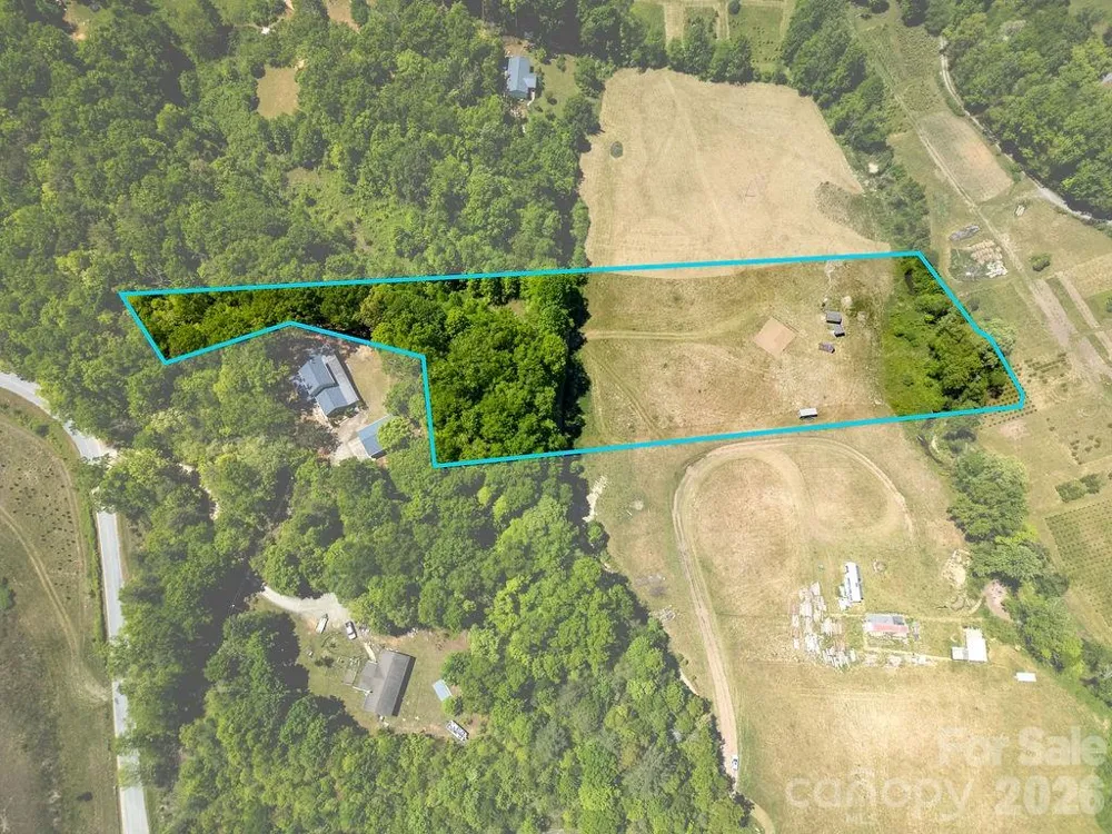 230 Harlow and Cricket Drive Balsam Grove, NC 28708