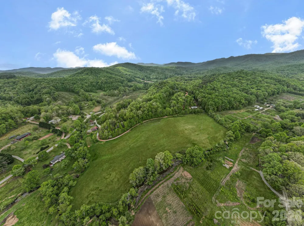 230 Harlow and Cricket Drive Balsam Grove, NC 28708