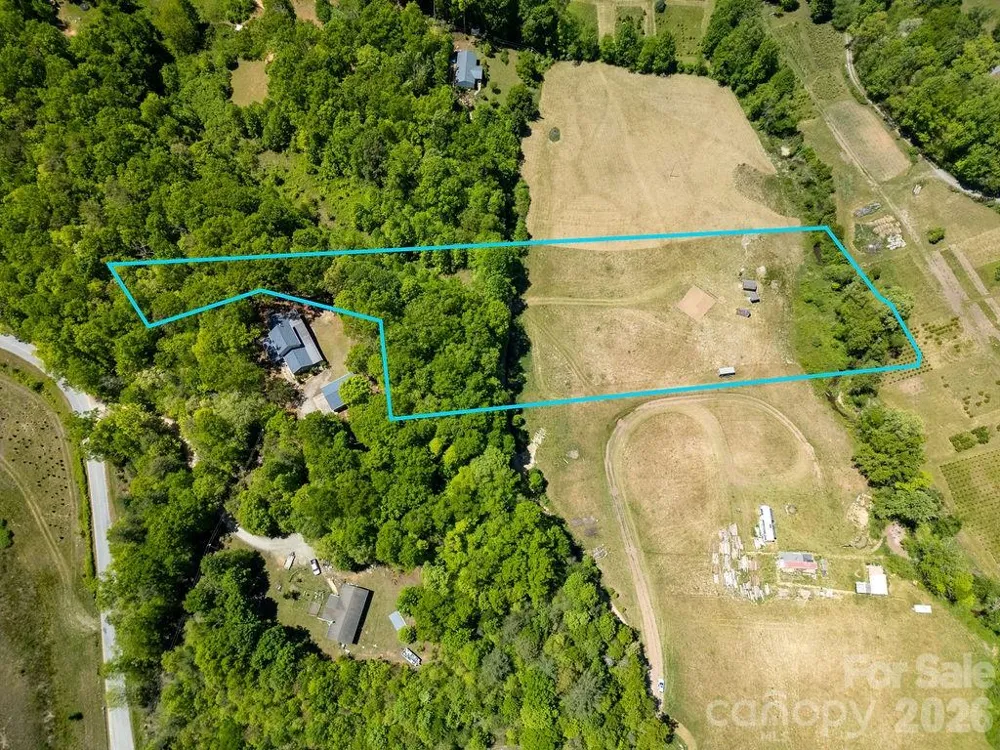 230 Harlow and Cricket Drive Balsam Grove, NC 28708