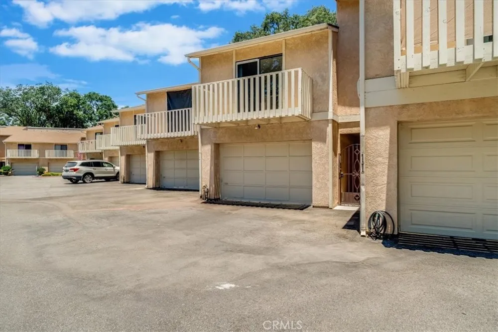 12 Green Court Paso Robles, CA 93446