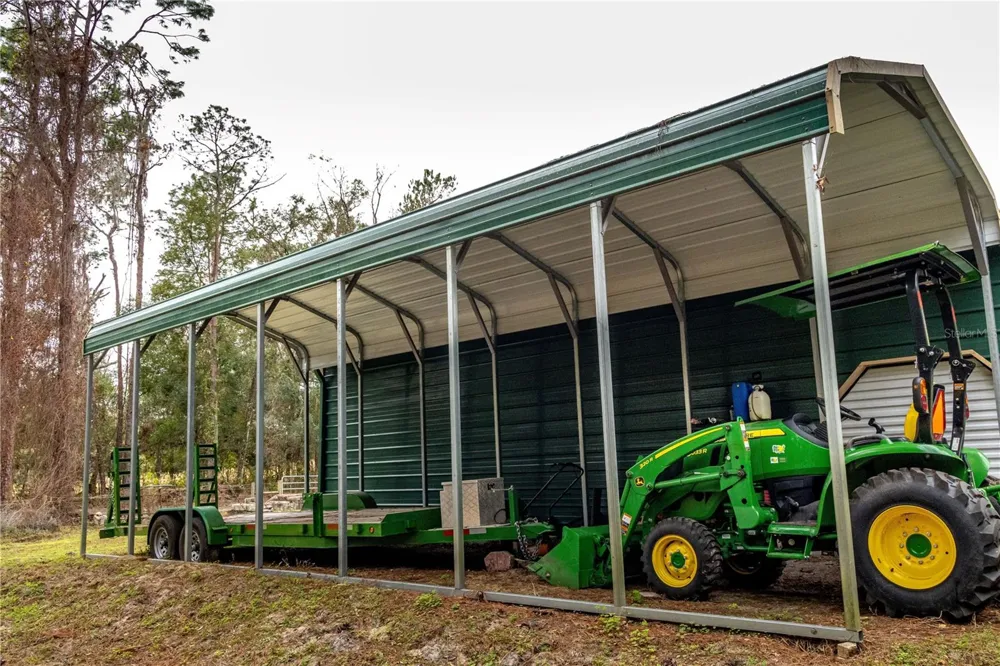 24091 RICHBARN ROAD Brooksville, FL 34601