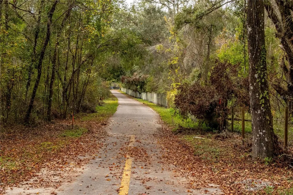 24091 RICHBARN ROAD Brooksville, FL 34601