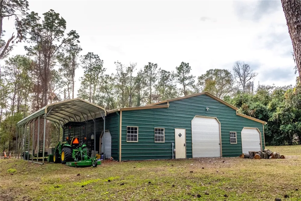 24091 RICHBARN ROAD Brooksville, FL 34601