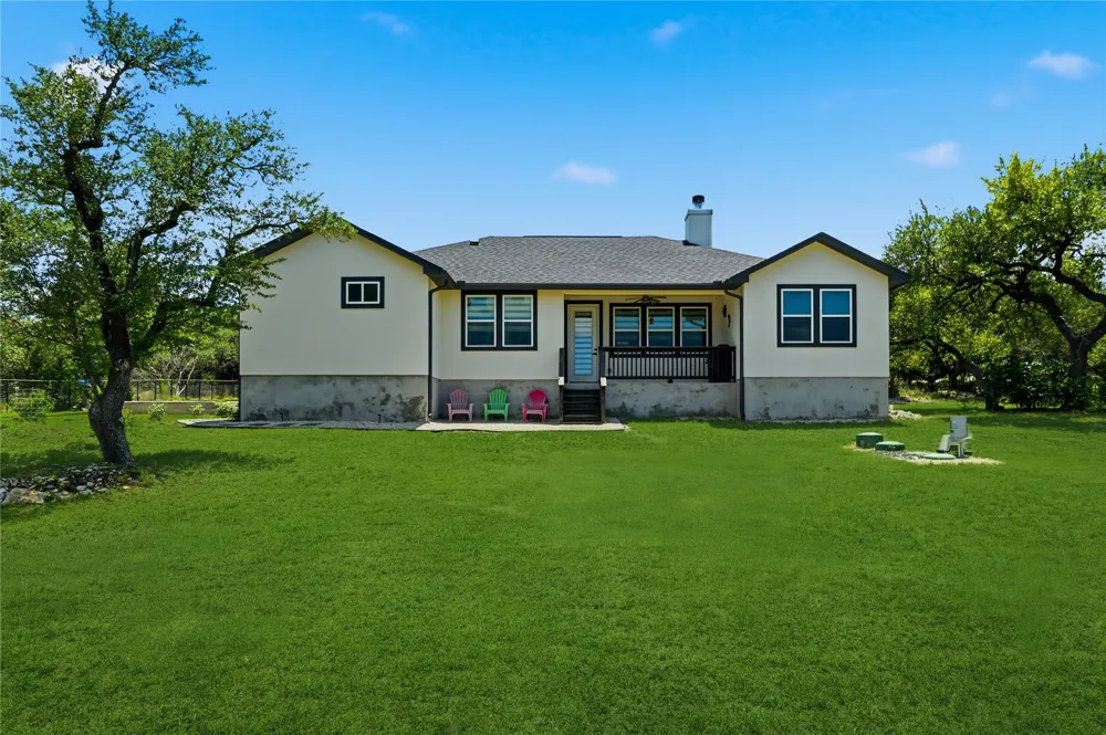 624 JUNIPER CT Fischer, TX 78623