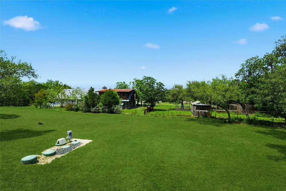 624 JUNIPER CT Fischer, TX 78623