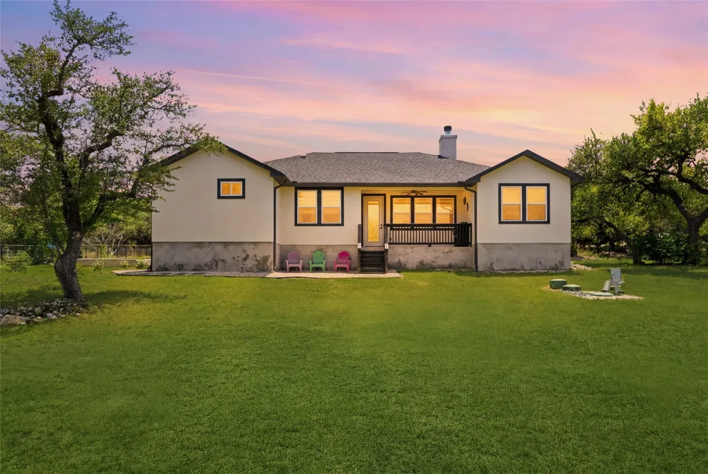 624 JUNIPER CT Fischer, TX 78623
