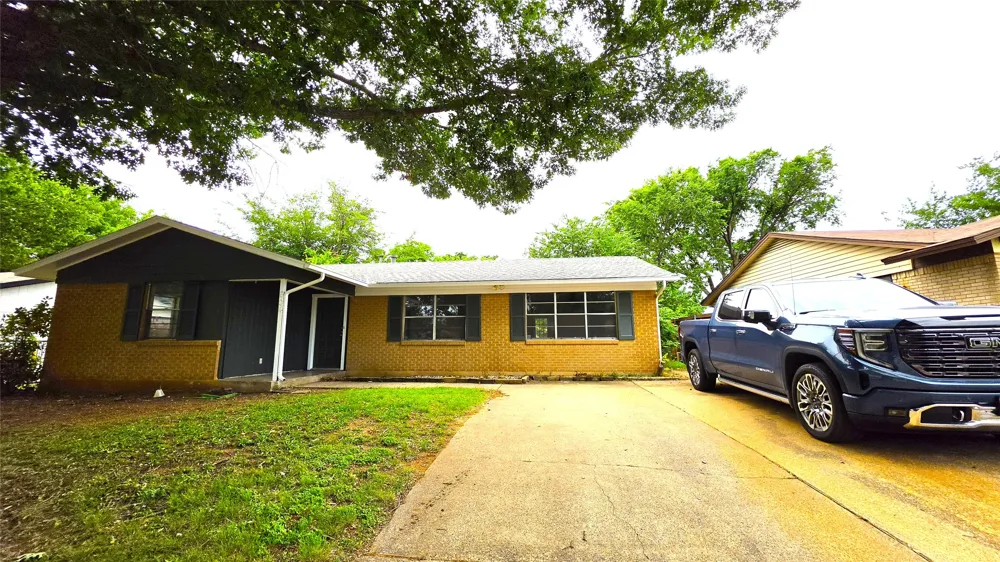 604 Sun Valley Drive Denton, TX 76209