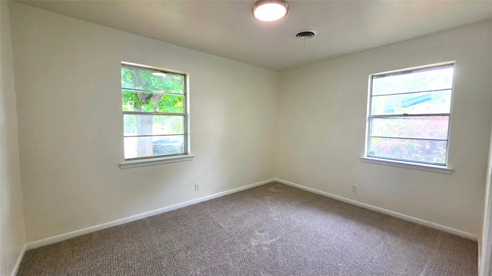 604 Sun Valley Drive Denton, TX 76209