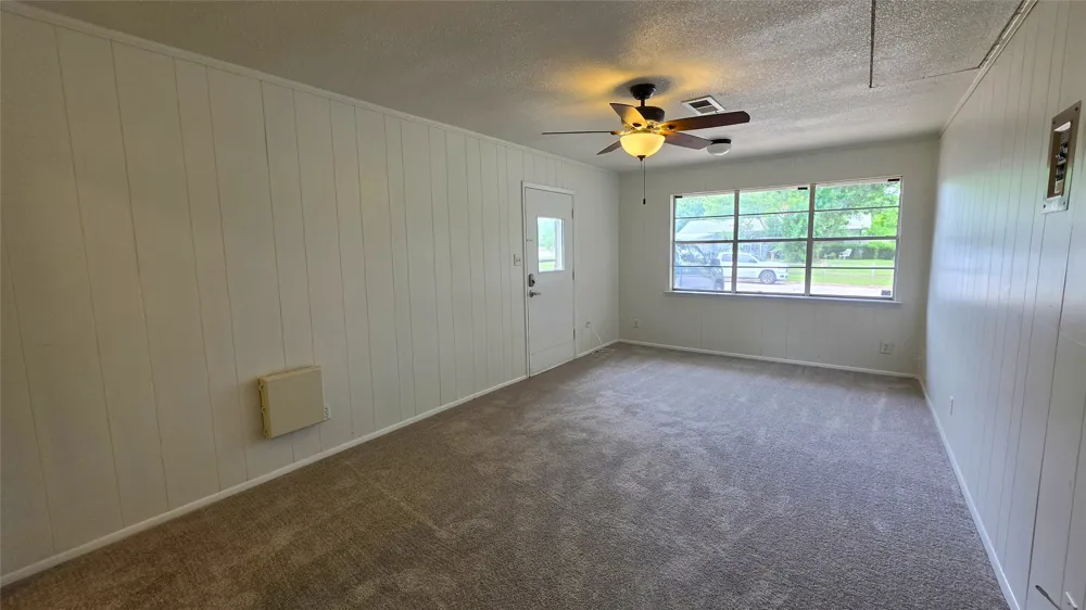 604 Sun Valley Drive Denton, TX 76209