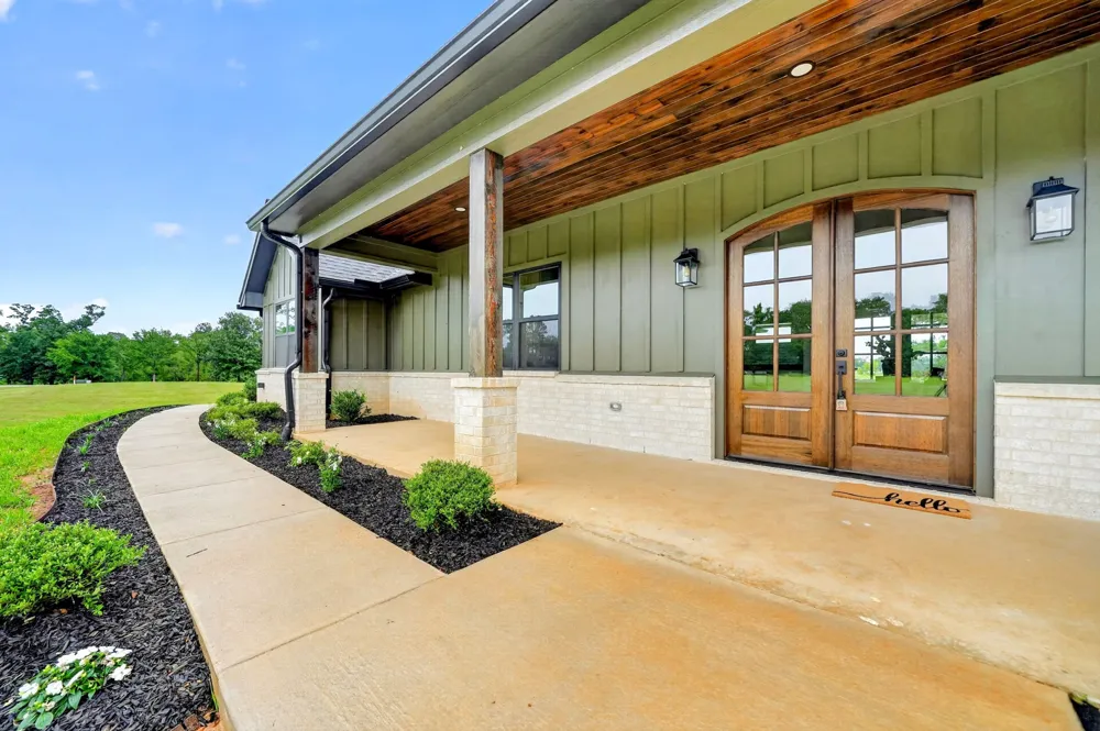 242 Private Road 2712 Mt Pleasant, TX 75455