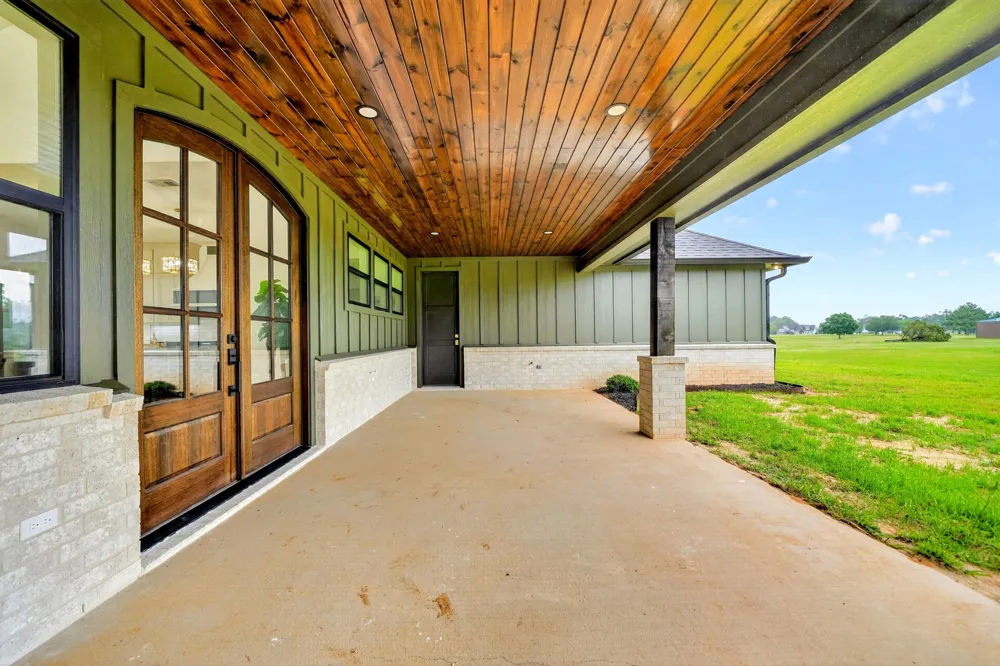 242 Private Road 2712 Mt Pleasant, TX 75455