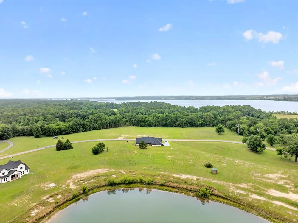 242 Private Road 2712 Mt Pleasant, TX 75455