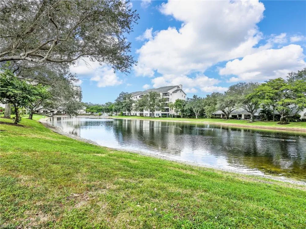 401 Arbor Lake Drive #4-101 Naples, FL 34110