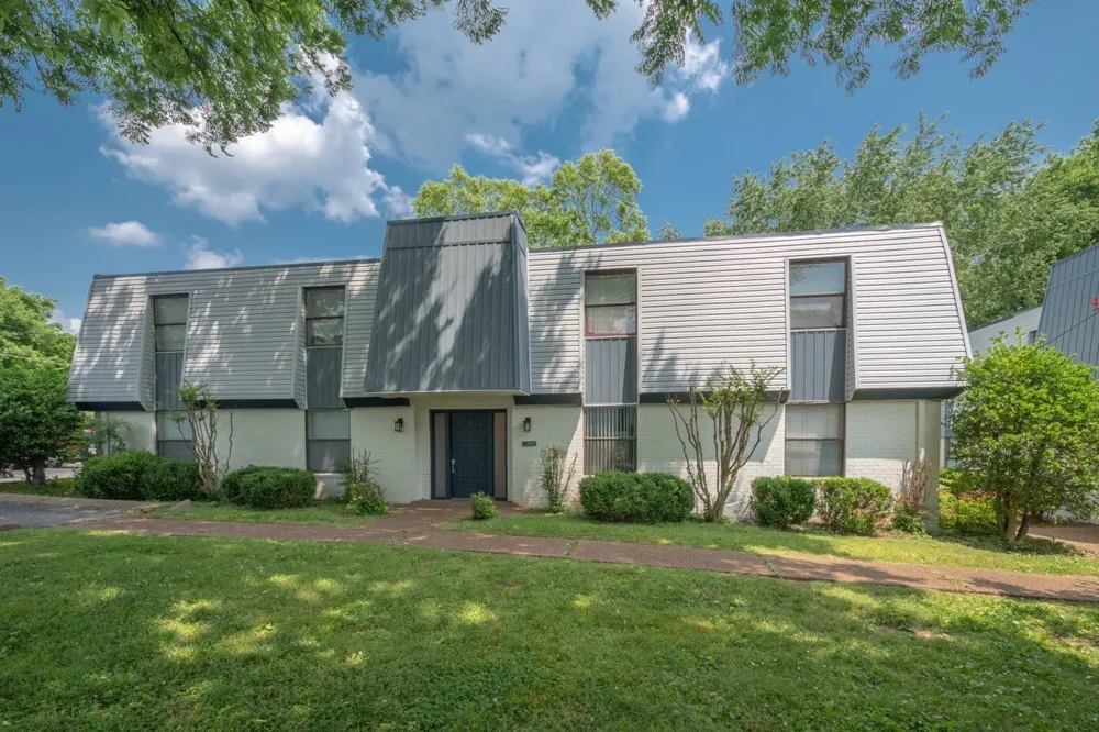 126 Walton Ferry Rd #D5 Hendersonville, TN 37075