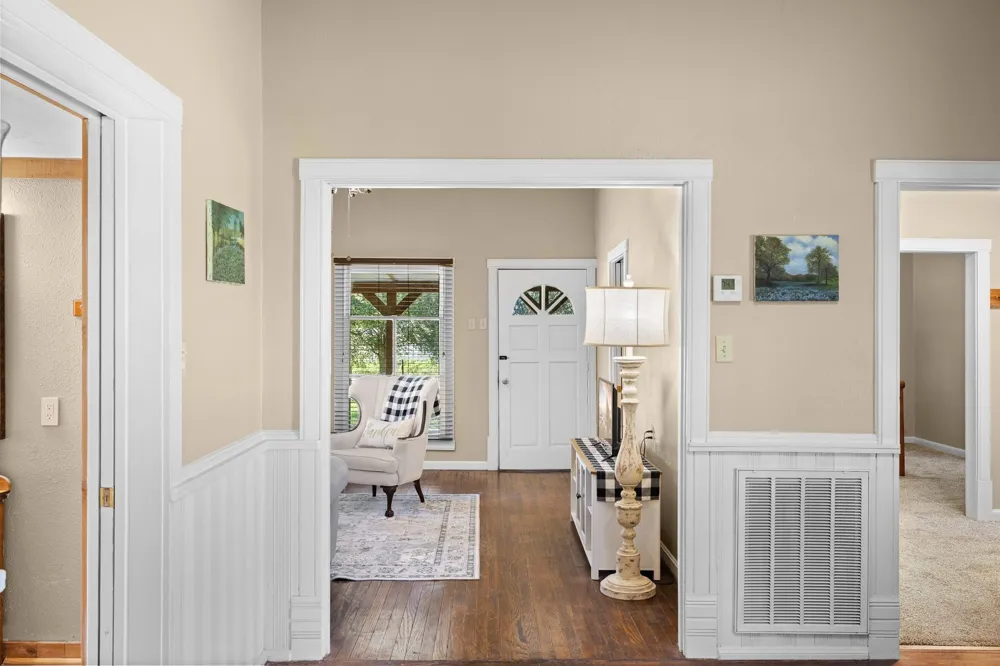 1195 County Road 161 Rock Island, TX 77470