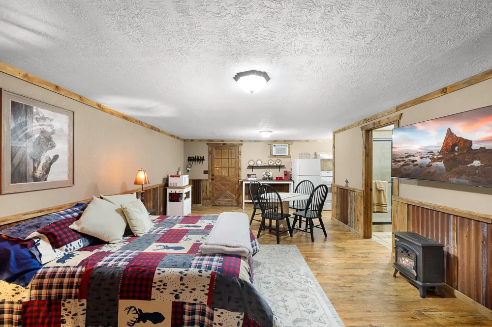 1195 County Road 161 Rock Island, TX 77470
