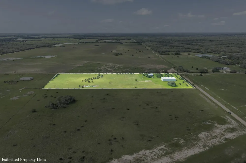 1195 County Road 161 Rock Island, TX 77470