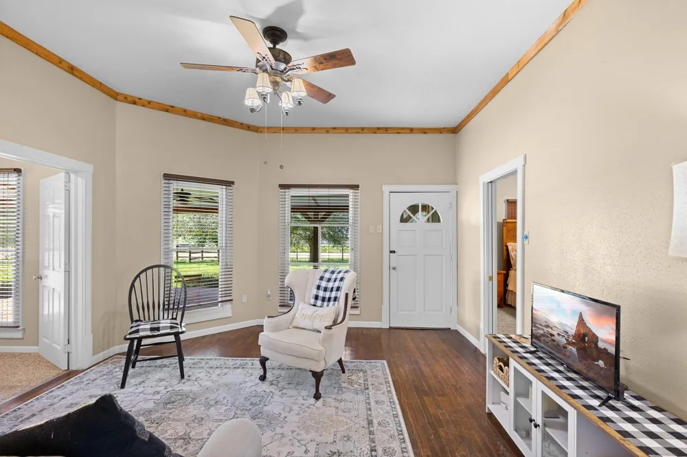1195 County Road 161 Rock Island, TX 77470