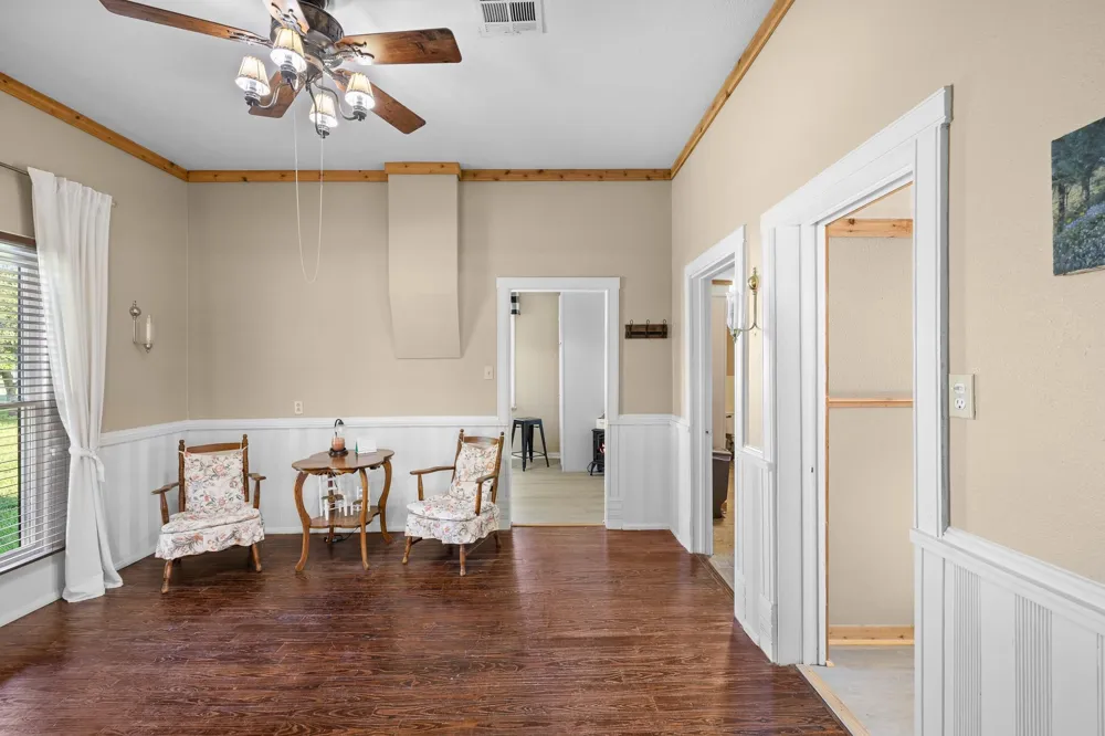 1195 County Road 161 Rock Island, TX 77470