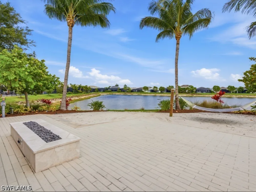 Saint Lucia Drive Naples, FL 34114