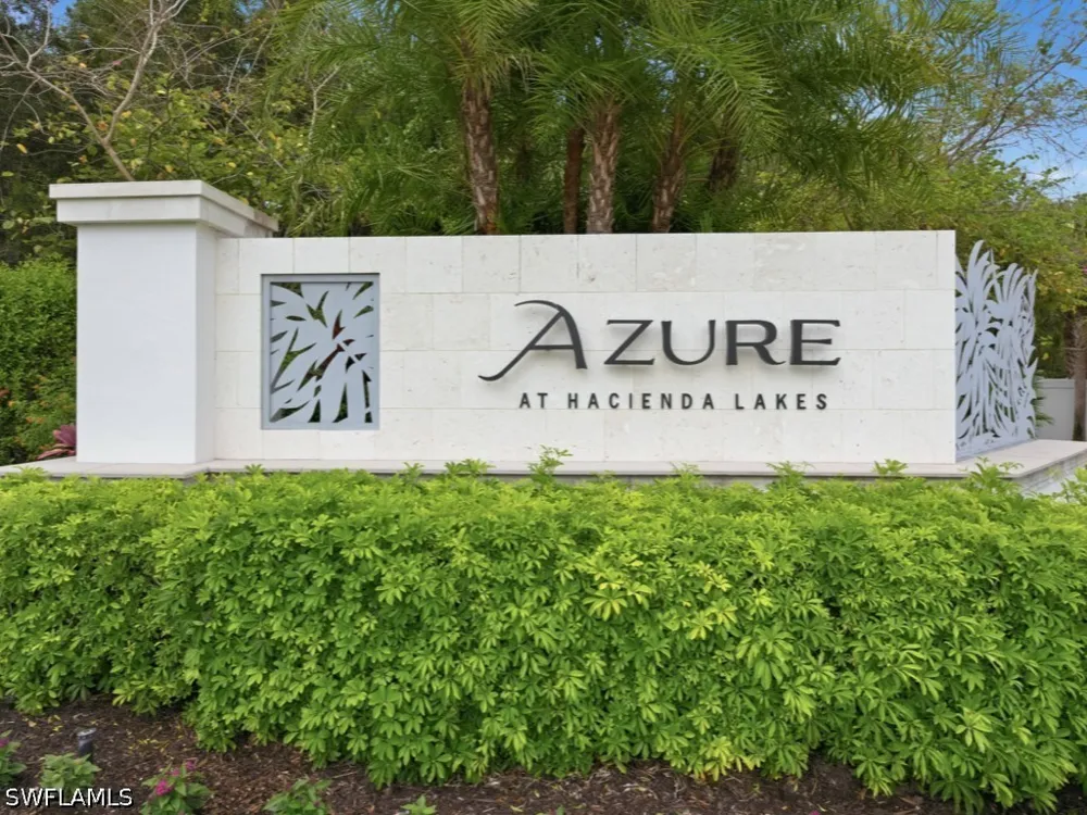 Saint Lucia Drive Naples, FL 34114