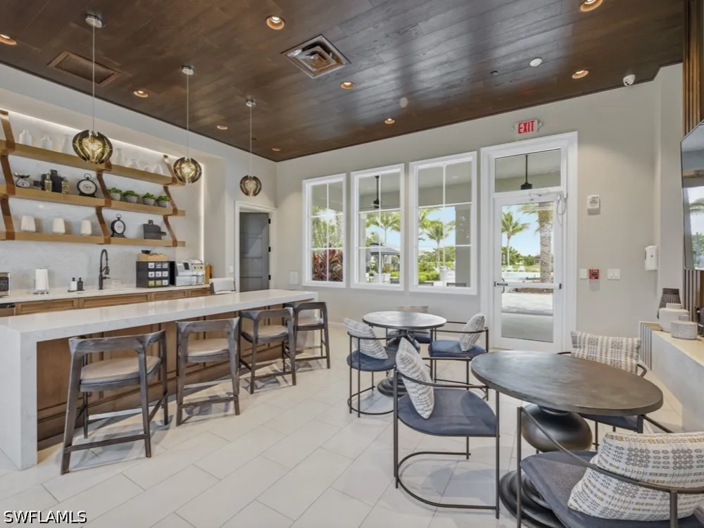 Saint Lucia Drive Naples, FL 34114