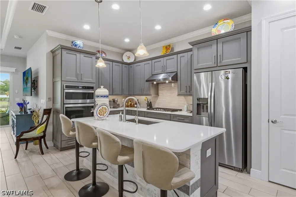 Saint Lucia Drive Naples, FL 34114