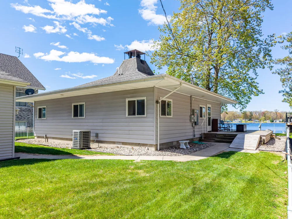 4625 Lake Resort Gladwin, MI 48624