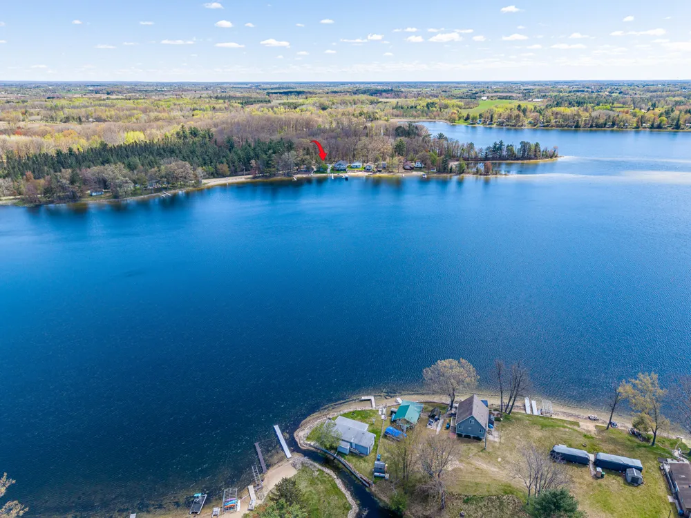 4625 Lake Resort Gladwin, MI 48624