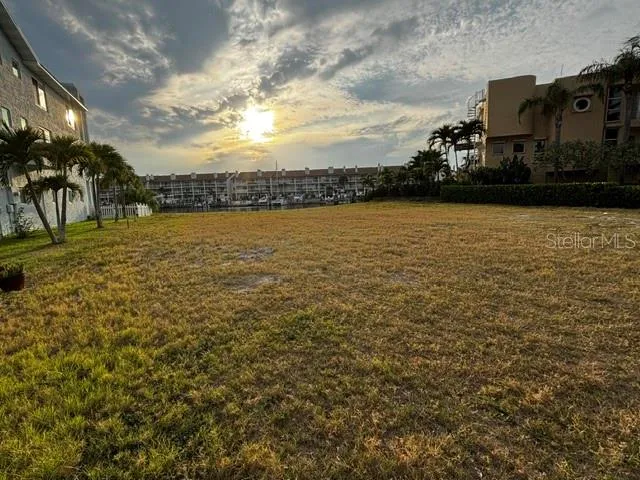 1 1ST AVENUE S Tierra Verde, FL 33715