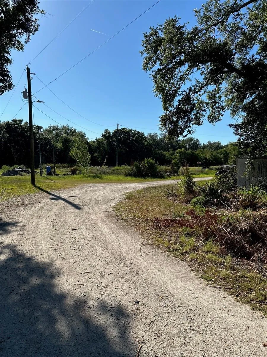 910 1010 & 1016  3RD AVE SE AVENUE SE Ruskin, FL 33570