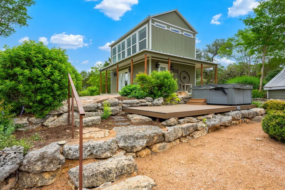 100 Rainbow's End Wimberley, TX 78676