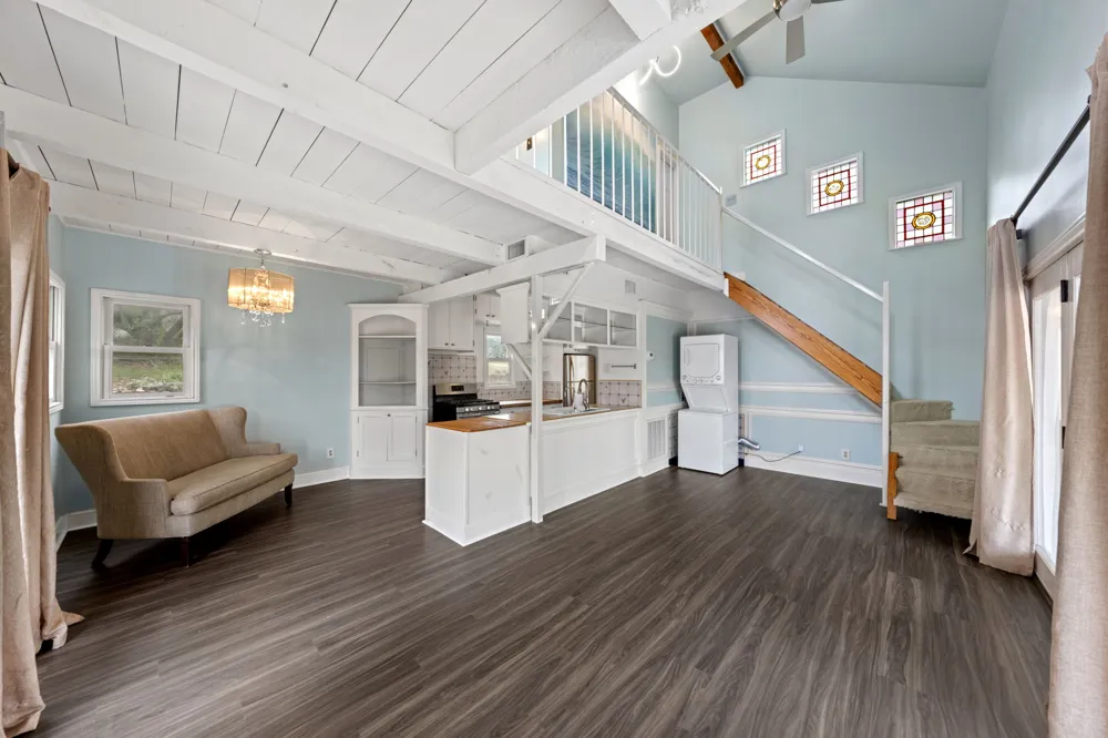 100 Rainbow's End Wimberley, TX 78676