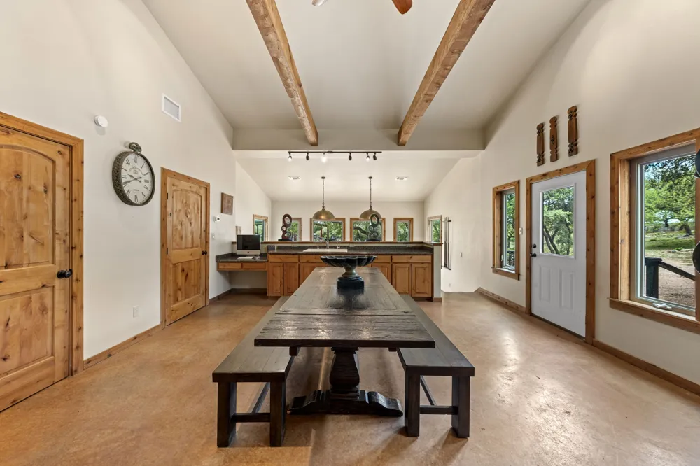 100 Rainbow's End Wimberley, TX 78676