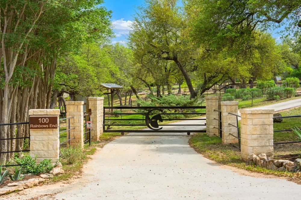 100 Rainbow's End Wimberley, TX 78676