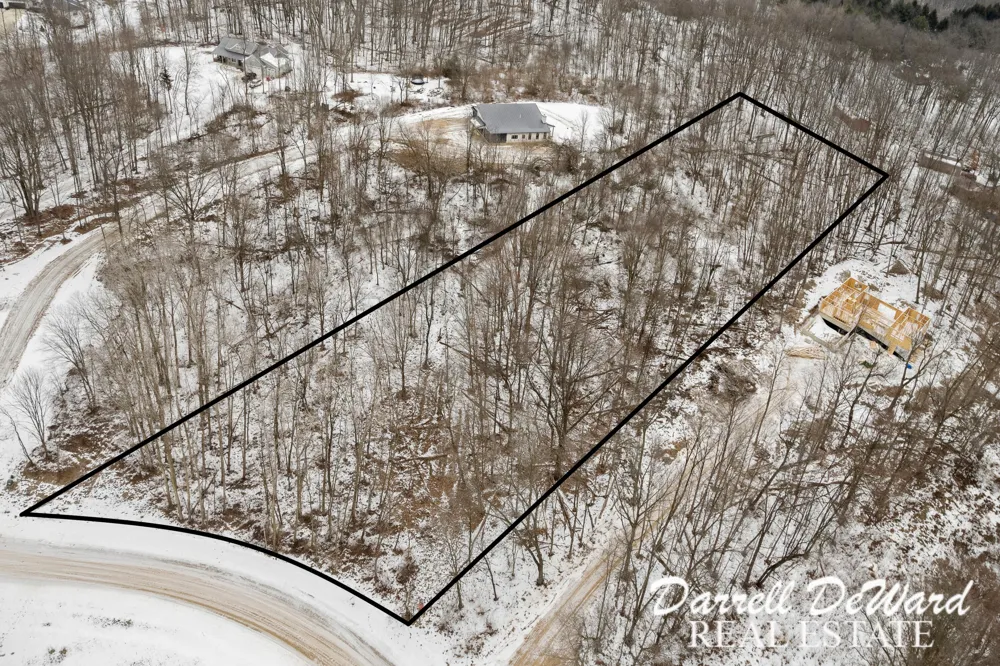 North Ridge Court Middleville, MI 49333