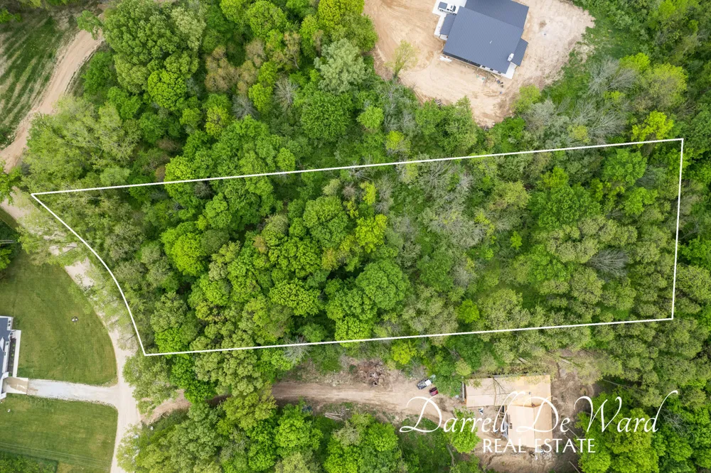 North Ridge Court Middleville, MI 49333