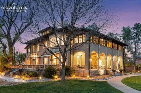 1600 Cascade Avenue
