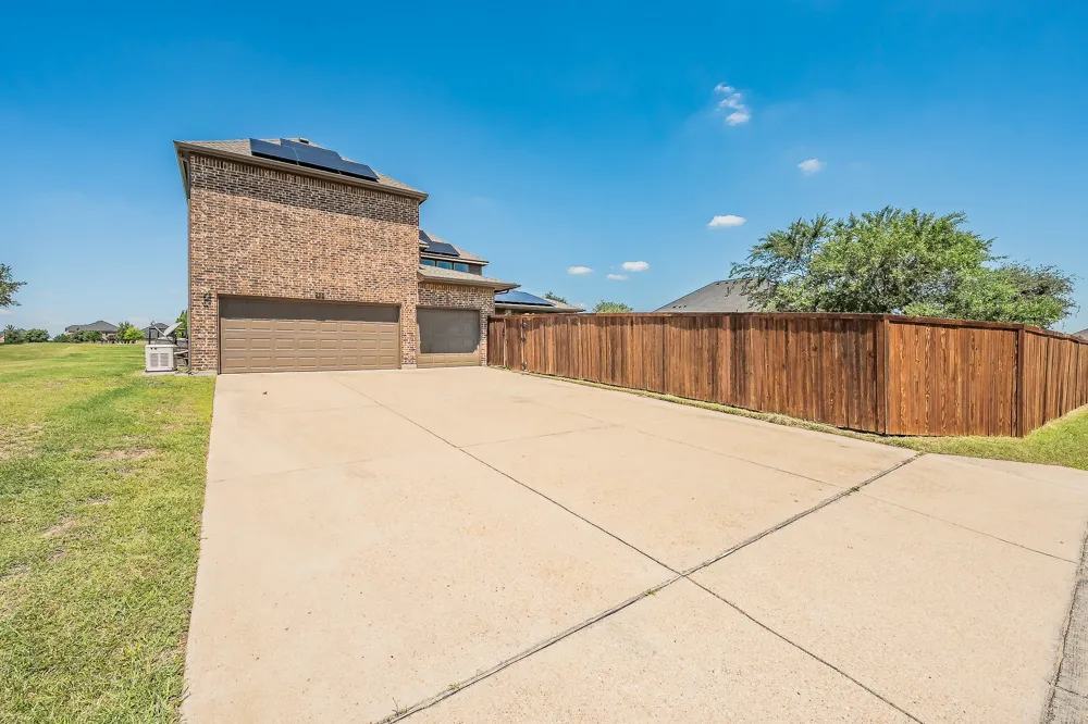 286 Benwick Drive Sunnyvale, TX 75182