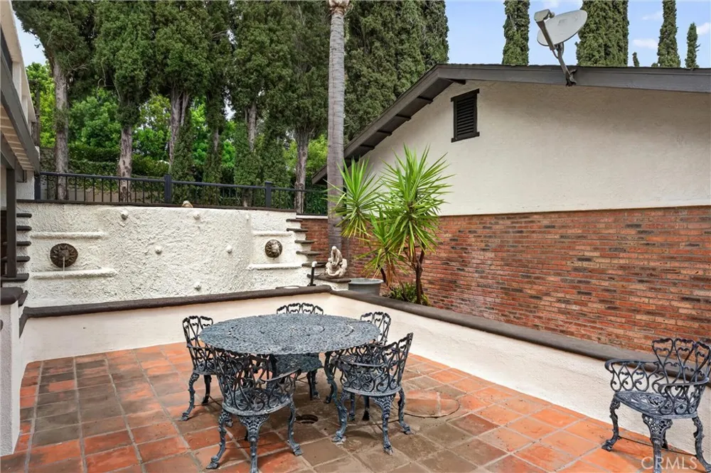 170 S Mohler Anaheim Hills, CA 92808