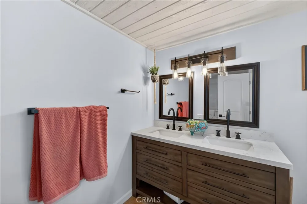 170 S Mohler Anaheim Hills, CA 92808