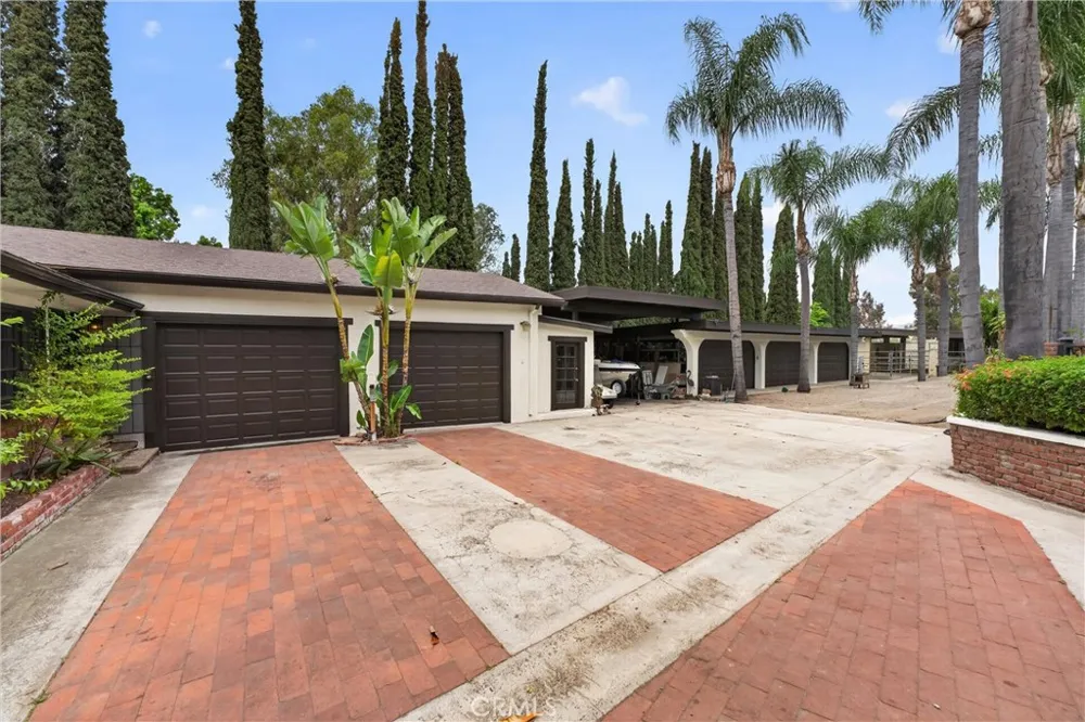 170 S Mohler Anaheim Hills, CA 92808