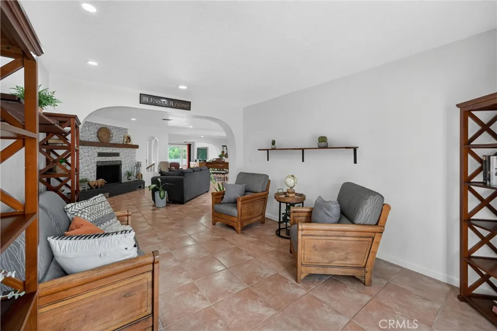 170 S Mohler Anaheim Hills, CA 92808
