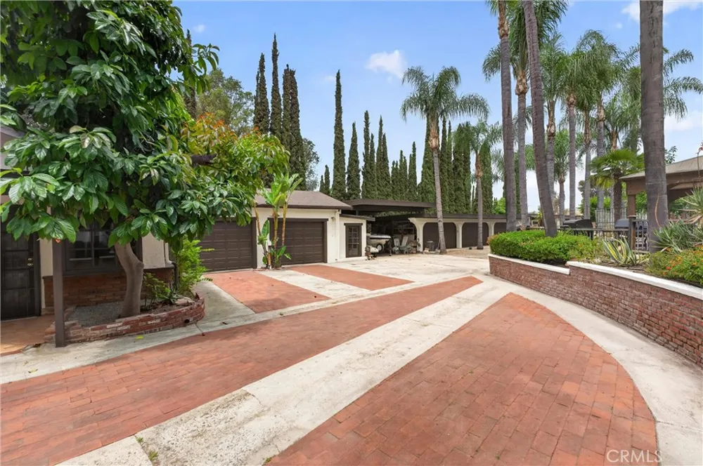 170 S Mohler Anaheim Hills, CA 92808