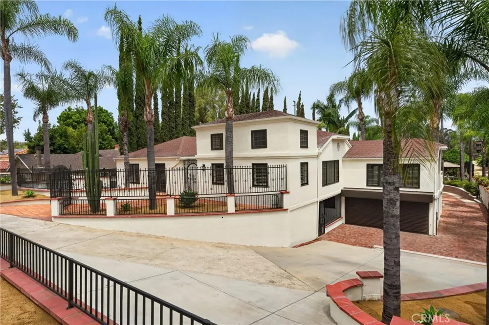 170 S Mohler Anaheim Hills, CA 92808