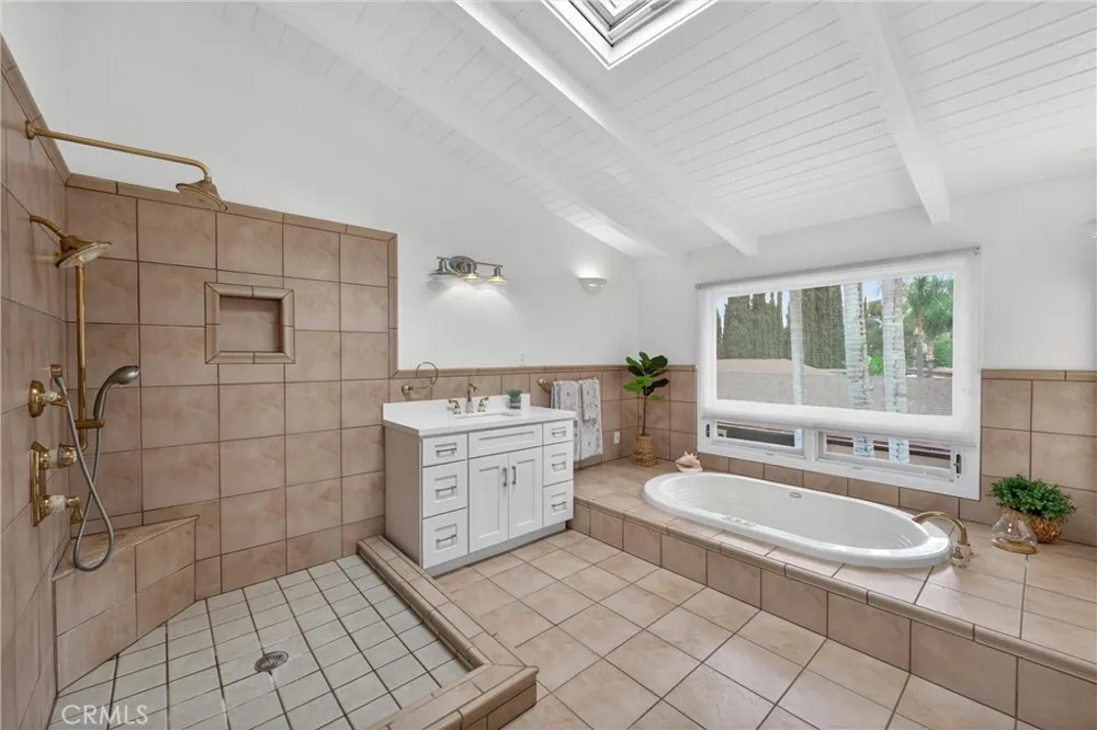 170 S Mohler Anaheim Hills, CA 92808