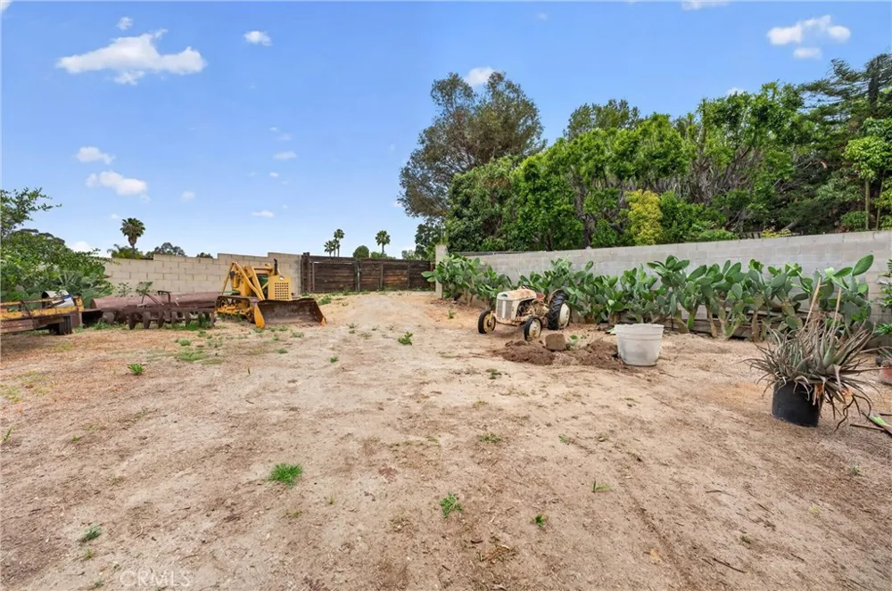 170 S Mohler Anaheim Hills, CA 92808